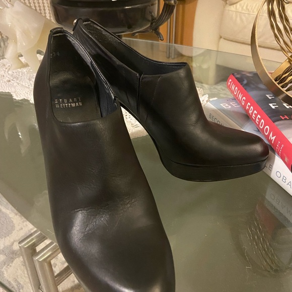 Stuart Weitzman ankle shoe boot - Picture 2 of 7